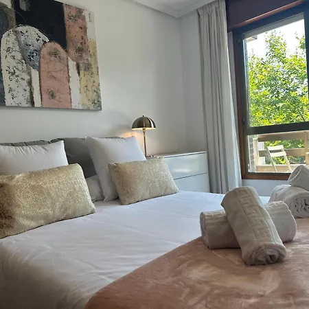 En Menendez Pelayo Apartment Santander