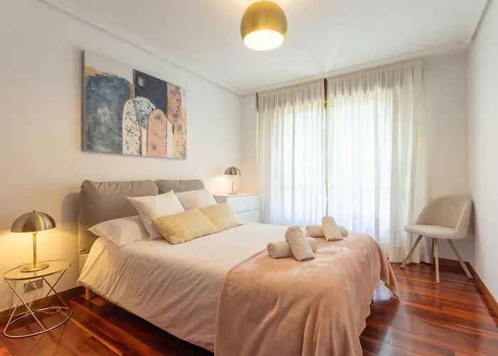 公寓 De Lujo En Menendez Pelayo I Parking Privado I Playas I Wifi 桑坦德