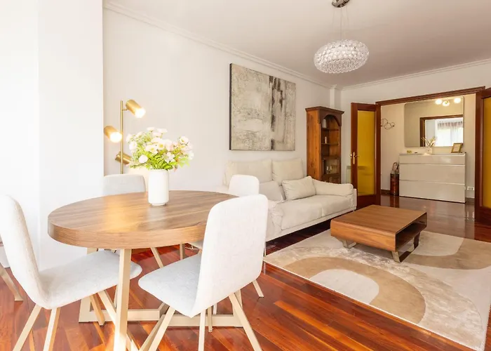 De Lujo En Menendez Pelayo I Parking Privado I Playas I Wifi